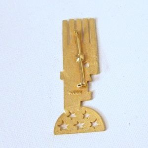 Jewelry - Funky Boho Gold-toned Art Pin Brooch Jewelry - Funky Boho Gold-toned Art Pin Brooch